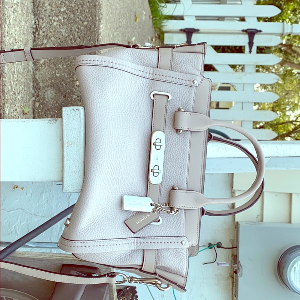 Leather coach purse with dust bag